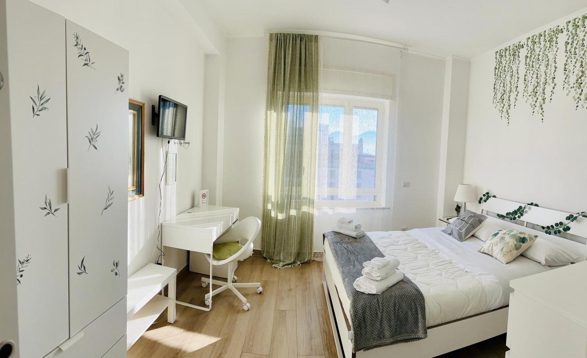 Vivina_081 Hotel Наполи Екстериор снимка